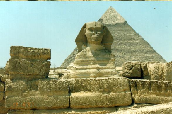 22.jpg (41387 bytes)